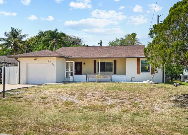 Property at 3023 SE Bamboo St, Stuart, FL 34997, 3 beds, 2 baths
