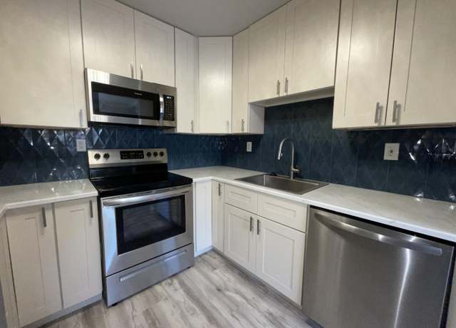 Property at 527 Burgundy K, Delray Beach, FL 33484, 1 bed, 1.5 baths