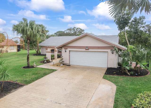 Property at 2499 SE Morningside Blvd, Port Saint Lucie, FL 34952, 3 beds, 2 baths