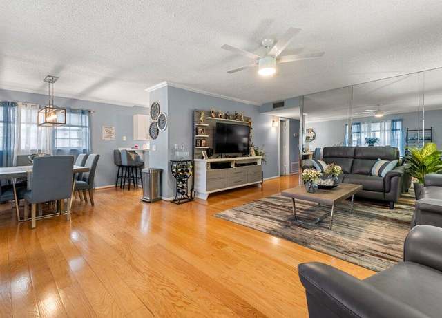 Property at 27 Lake Vista Trl #107, Port Saint Lucie, FL 34952, 2 beds, 2 baths