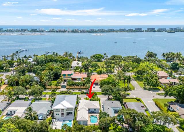 Property at 1023 S Palmway, Lake Worth Beach, FL 33460, 4 beds, 2.5 baths