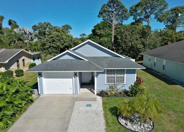 Property at 416 37th Ave, Vero Beach, FL 32968, 2 beds, 2 baths