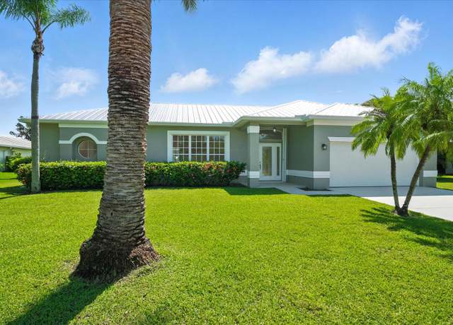 Property at 2781 SE Bluem Way, Port Saint Lucie, FL 34952, 3 beds, 2 baths