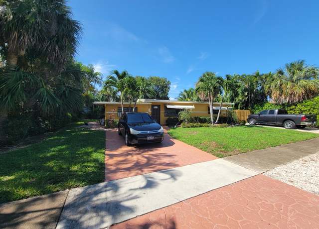Property at 435 NE 5th St, Boca Raton, FL 33432, 2 beds, 2 baths