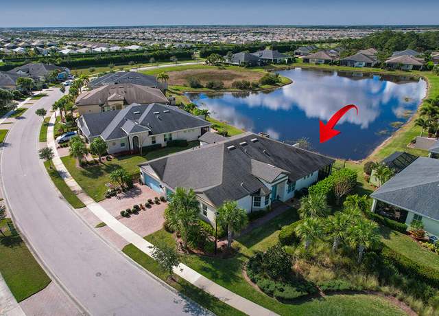 Property at 11200 SW Winding Lakes Cir, Port Saint Lucie, FL 34987, 3 beds, 2 baths