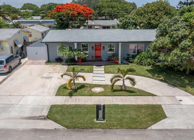 Property at 1321 W Mango St, Lantana, FL 33462, 4 beds, 3 baths