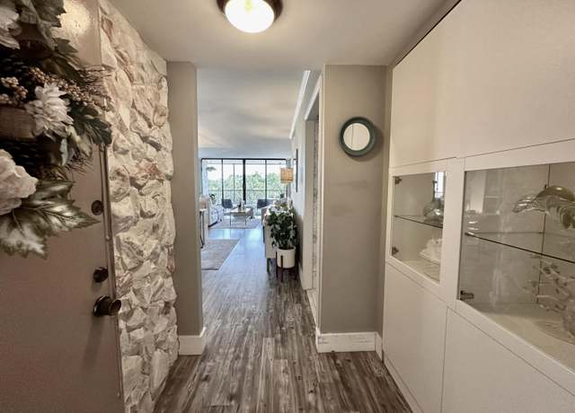 Property at 2816 N 46th Ave Unit J682, Hollywood, FL 33021, 3 beds, 2.5 baths