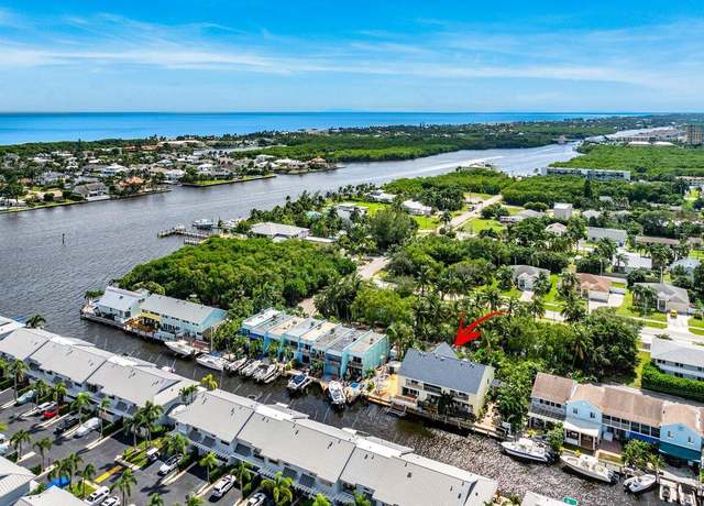 Property at 732 Rider Rd, Boynton Beach, FL 33435, 2 beds, 2.5 baths