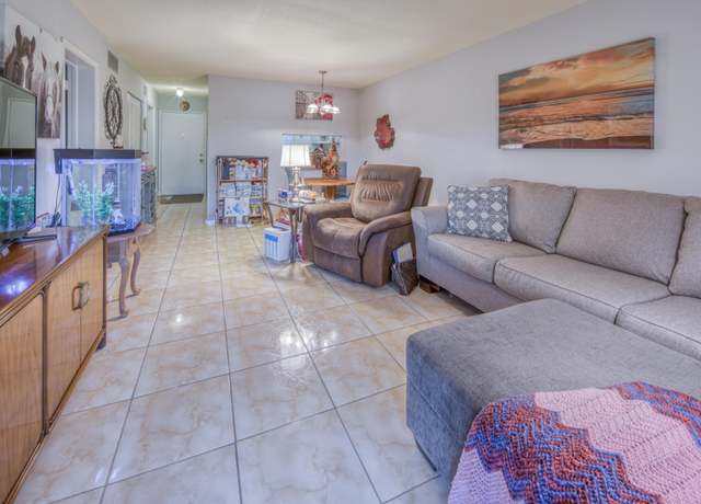 Property at 2811 Garden Dr S #104, Lake Worth Beach, FL 33461, 1 bed, 1.5 baths