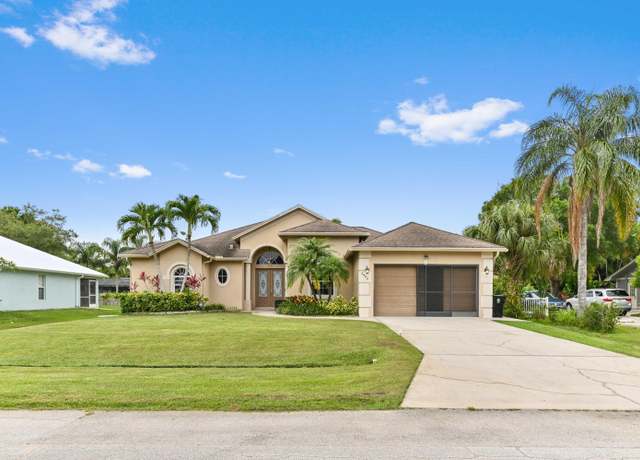 Property at 2450 SW Summit St, Port Saint Lucie, FL 34984, 3 beds, 2 baths