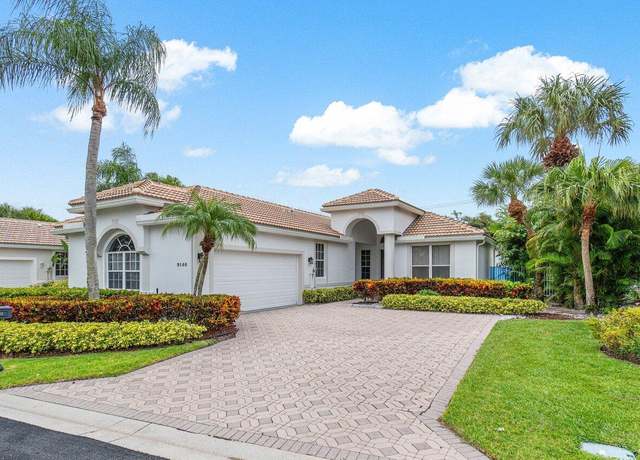 Property at 9140 Long Lake Palm Dr, Boca Raton, FL 33496, 3 beds, 2.5 baths