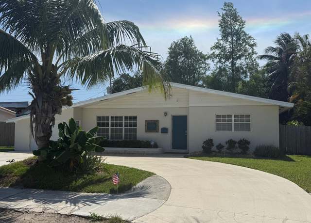 Property at 408 SE 8th Ave, Deerfield Beach, FL 33441, 4 beds, 3 baths