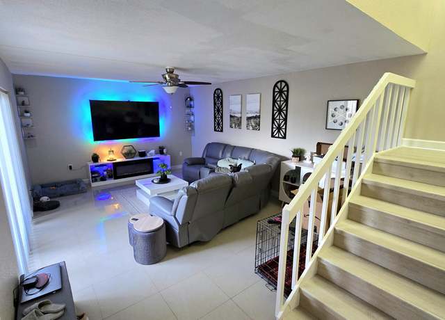 Property at 70 Lake Arbor Dr, Palm Springs, FL 33461, 2 beds, 2 baths