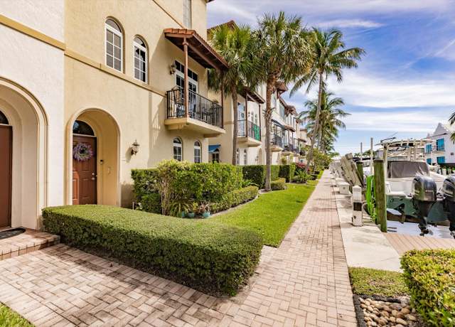 Property at 820 Virginia Garden Dr, Boynton Beach, FL 33435, 3 beds, 3.5 baths