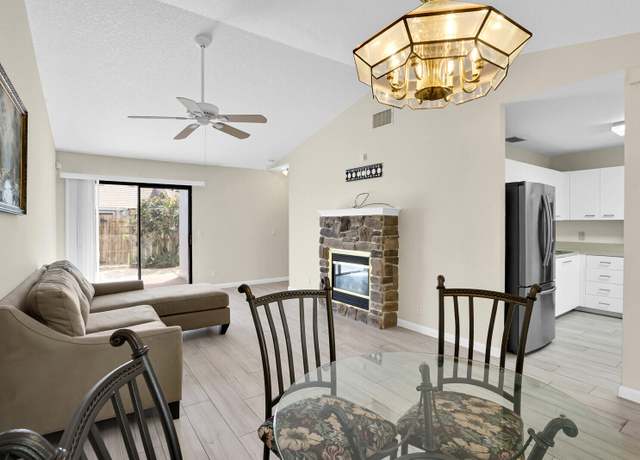 Property at 9852 N 62 Ter S Unit D, Boynton Beach, FL 33437, 2 beds, 2 baths