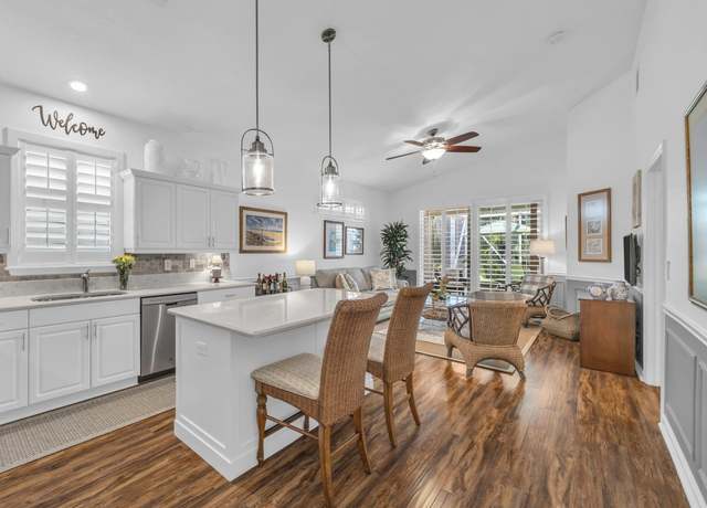 Property at 1535 SE Tidewater Pl, Stuart, FL 34997, 3 beds, 2 baths
