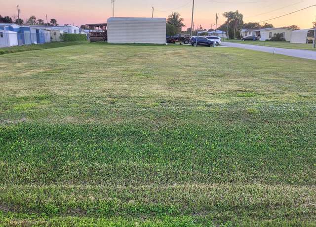 Property at 1021 Jerdik Dr NW, Moore Haven, FL 33471