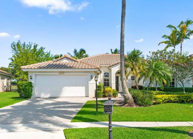 Property at 12811 Hyland Cir, Boca Raton, FL 33428, 3 beds, 2.5 baths