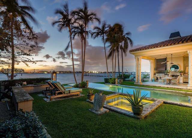 Property at 813 N Atlantic Dr, Lantana, FL 33462, 5 beds, 6 baths