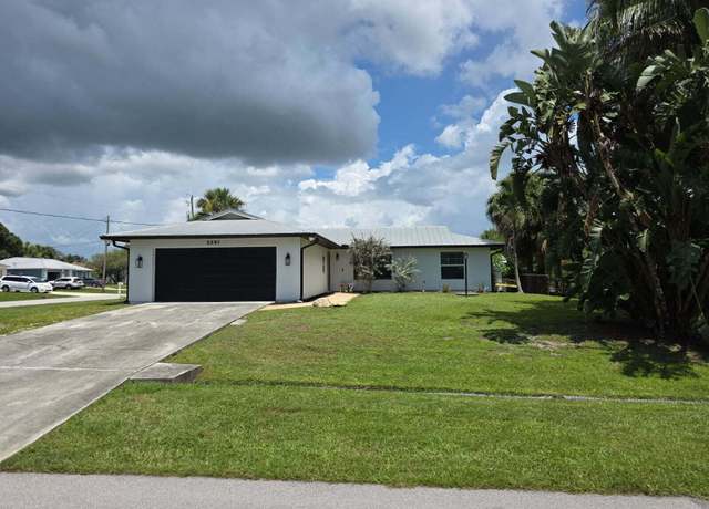 Property at 2501 SW Beverly St, Port Saint Lucie, FL 34987, 3 beds, 2 baths