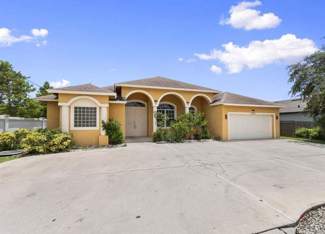Property at 2725 SW Rosser Blvd, Port Saint Lucie, FL 34953, 4 beds, 3 baths
