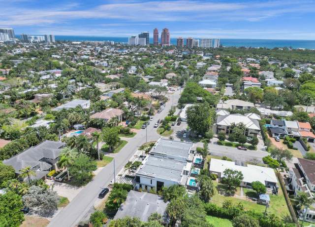 Property at 2514 NE 21st St Unit A, Fort Lauderdale, FL 33305, 3 beds, 3.5 baths