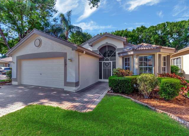 Property at 7937 Sonora St, Boynton Beach, FL 33437, 3 beds, 2 baths