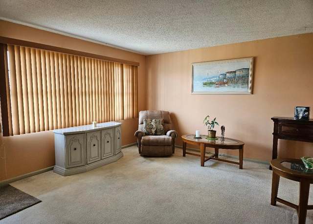 Property at 333 Southampton B #333, West Palm Beach, FL 33417, 1 bed, 1.5 baths