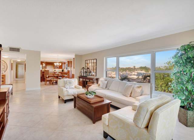 Property at 200 Macfarlane Dr Unit N-305, Delray Beach, FL 33483, 2 beds, 2 baths