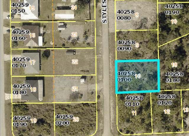 Property at 1818 Styles Ct, Lehigh Acres, FL 33972