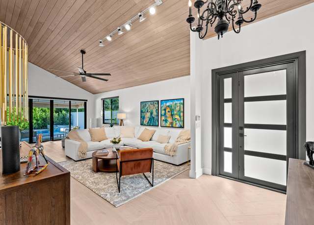 Property at 2514 Windsor Way Ct, Wellington, FL 33414, 3 beds, 3 baths