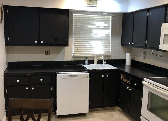 Property at 500 Piedmont K Unit K, Delray Beach, FL 33484, 2 beds, 2 baths