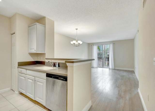 Property at 780 S Sapodilla Ave #203, West Palm Beach, FL 33401, 1 bed, 1 bath