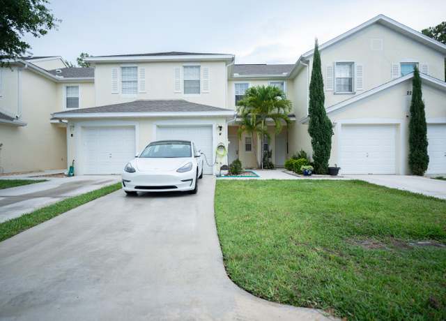 Property at 224 Foxtail Dr Unit F, Greenacres, FL 33415, 3 beds, 2.5 baths