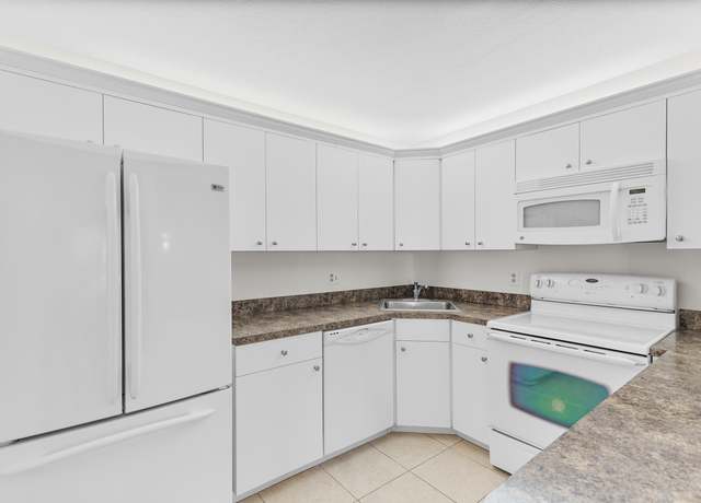 Property at 3531 Pine Tree Ct Unit C-1, Greenacres, FL 33463, 2 beds, 1.5 baths