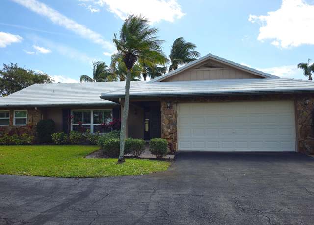 Property at 4710 Palo Verde Dr, Boynton Beach, FL 33436, 3 beds, 2 baths