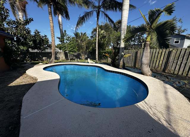 Property at 8776 SE Bahama Cir, Hobe Sound, FL 33455, 3 beds, 2 baths