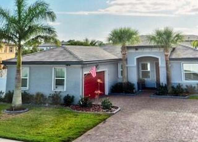Property at 7352 NW Greenspring St, Port Saint Lucie, FL 34987, 3 beds, 3 baths
