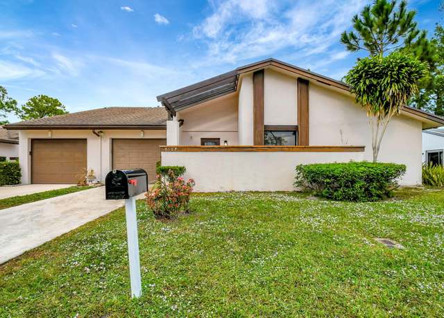 Property at 6107 Elsinore Cir, Greenacres, FL 33463, 2 beds, 2 baths