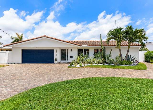 Property at 2801 NE 8th St, Pompano Beach, FL 33062, 4 beds, 3 baths