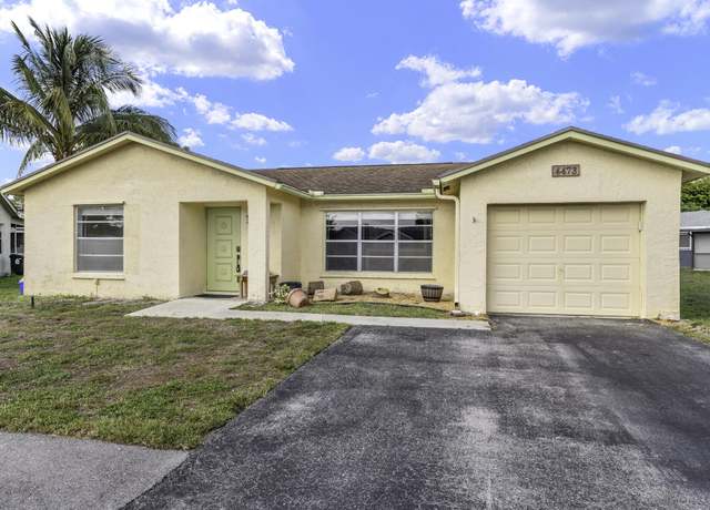 Property at 4473 Pine Garden Ln, Lake Worth, FL 33467, 2 beds, 2 baths