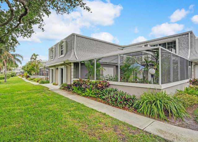 Property at 1403 Vision Dr, Palm Beach Gardens, FL 33418, 3 beds, 2.5 baths