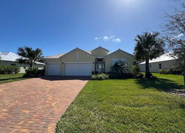 Property at 2557 Saint Lucia Cir, Vero Beach, FL 32967, 3 beds, 3 baths