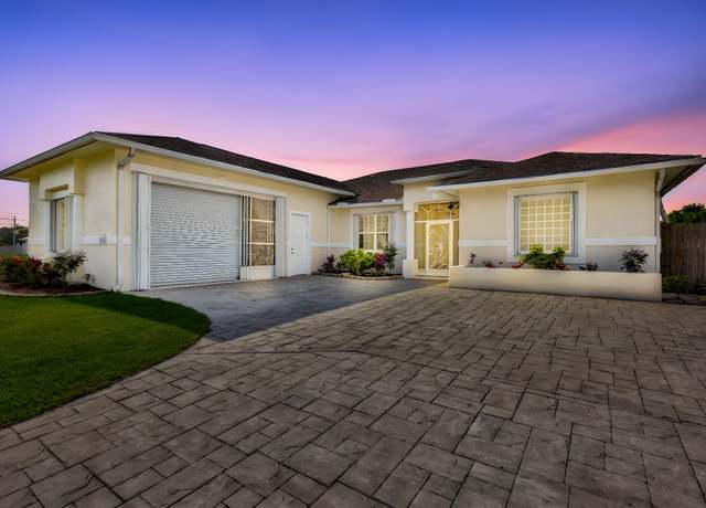 Property at 1006 SW Majorca Ave, Port Saint Lucie, FL 34953, 3 beds, 2 baths