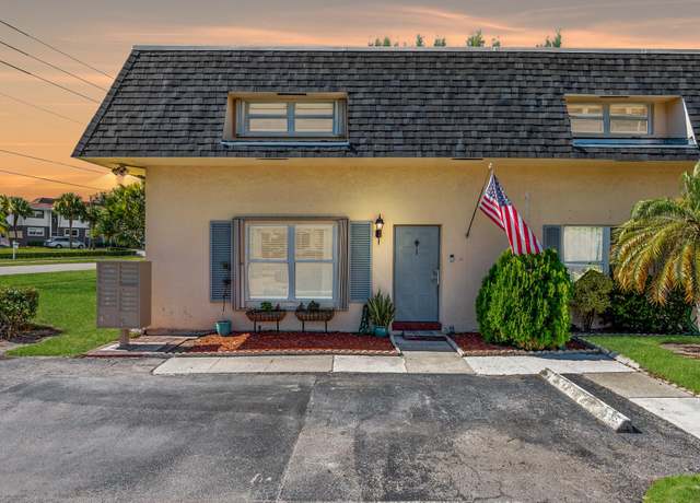 Property at 1745 NW 4th Ave #1, Boca Raton, FL 33432, 3 beds, 3 baths