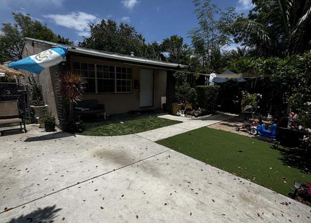 Property at 635 48th St, West Palm Beach, FL 33407, 3 beds, 1.5 baths