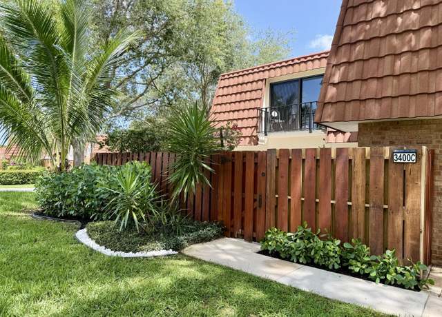 Property at 3400 Spanish Wells Dr Unit 52-C, Delray Beach, FL 33445, 2 beds, 2.5 baths