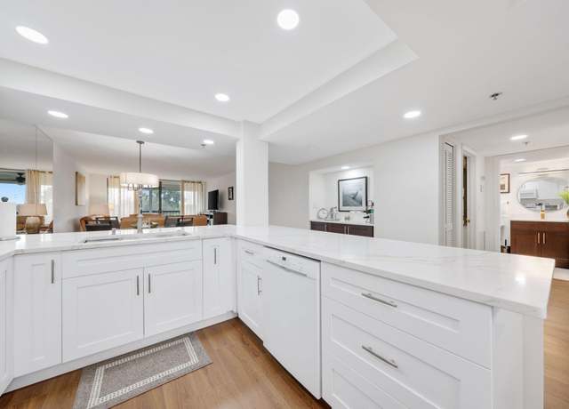 Property at 6620 Boca Del Mar 402 Dr #402, Boca Raton, FL 33433, 2 beds, 2 baths