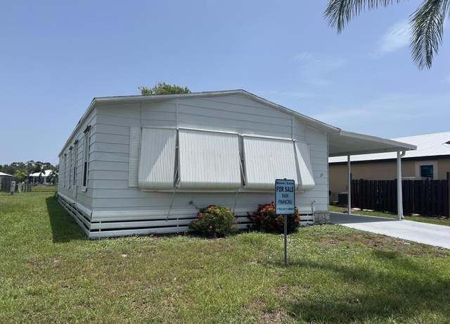 Property at 21 Arboles Del Norte, Fort Pierce, FL 34951, 2 beds, 2 baths