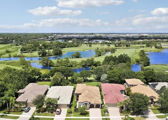 Property at 9325 Osprey Isles Blvd, Palm Beach Gardens, FL 33412, 4 beds, 3 baths
